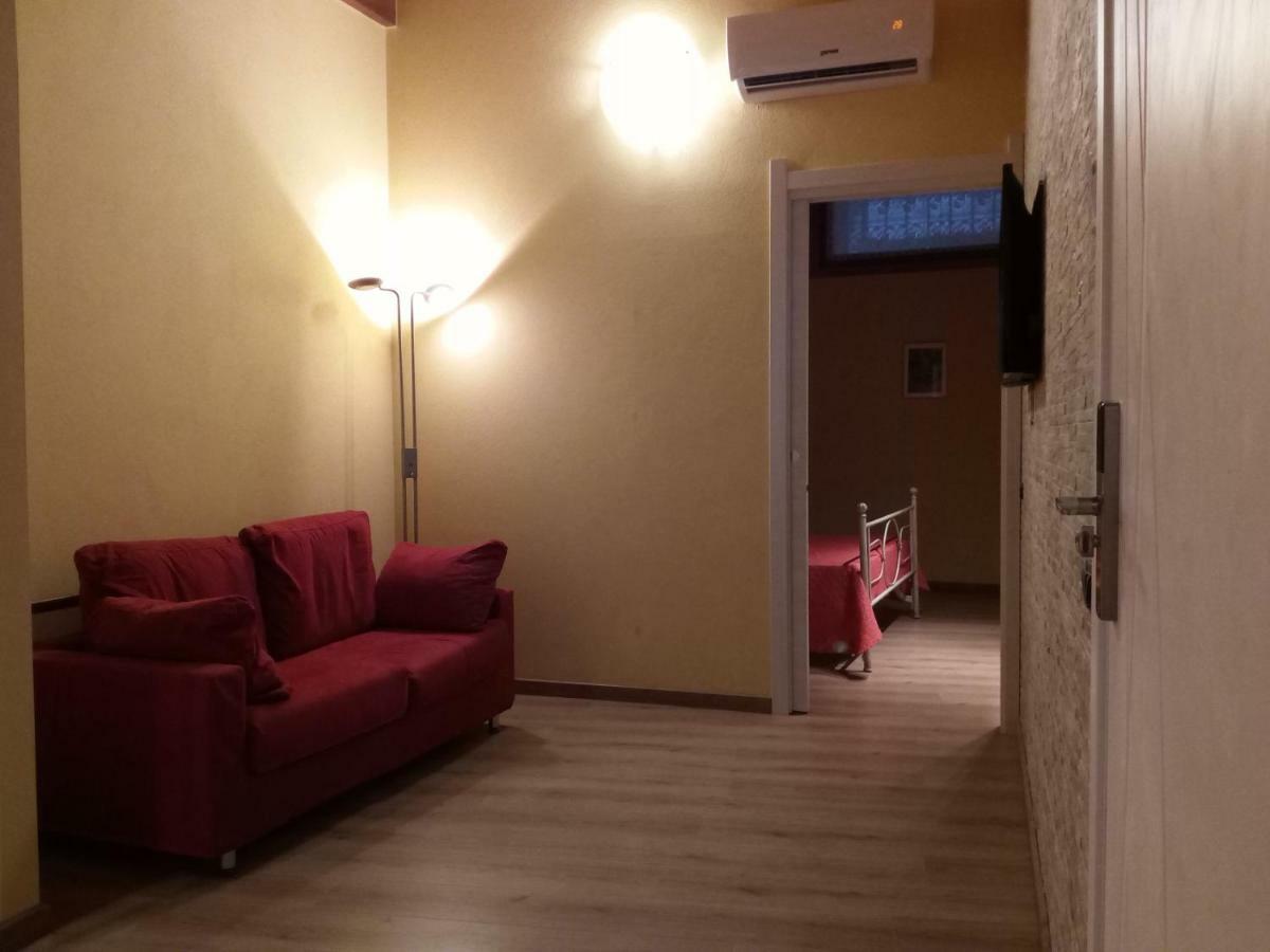 Apartment Manoel Cagliari Centro Storico City Centre Iun P1986 Exteriör bild